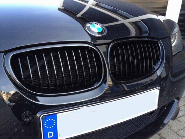 passend für BMW Nieren Kühlergrill hochglanz Schwarz 5er E60 E61